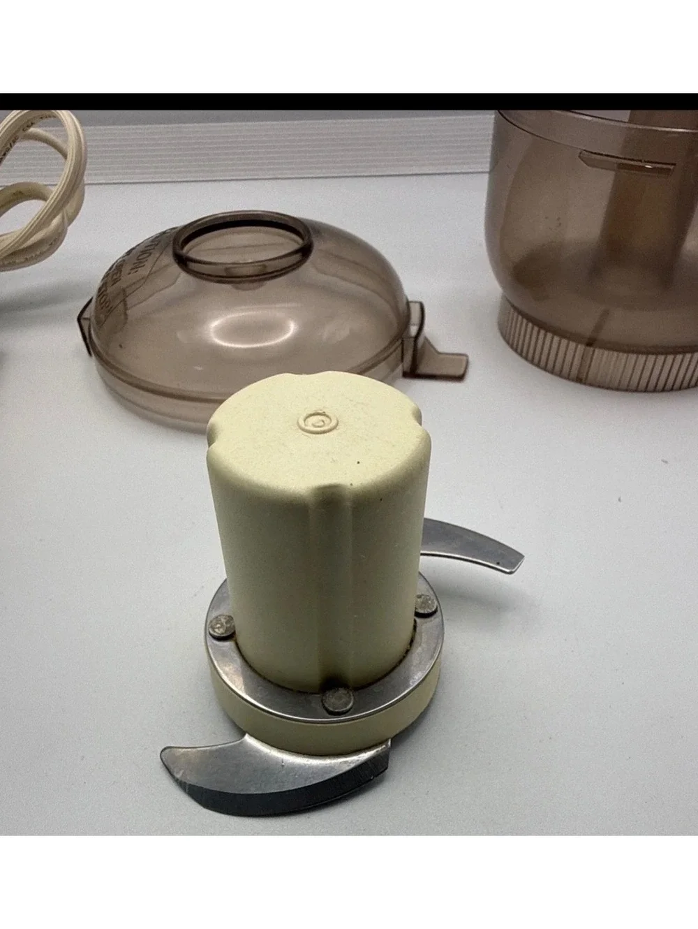 Sunbeam Oskar Jr Chopper Plus 14131 Food Processor with Attachments